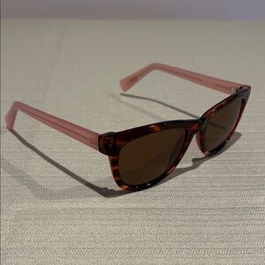 Cole Haan Tortoiseshell Sunglasses Frames. Lenses need replacing style C6069 25